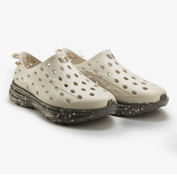 NWT - KANE FOOTWEAR - SIZE W7 or M5 (UNISEX) - Picture 13 of 14